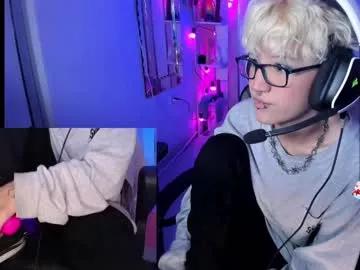 Girls: Stay up-to-date with the latest immersive cam streams gallery and try the most sensual entertainers flaunt their aroused bushes and steaming hot physiques as they lay bare and cum.