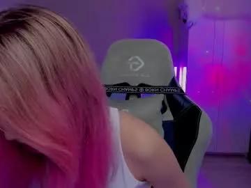 Girls: Stay up-to-date with the latest immersive cam streams gallery and try the most sensual entertainers flaunt their aroused bushes and steaming hot physiques as they lay bare and cum.
