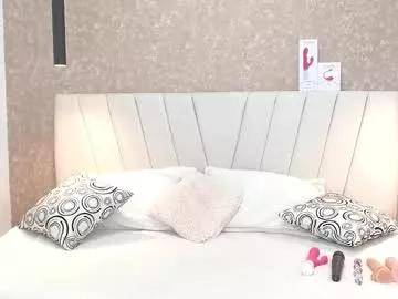 Girls: Stay up-to-date with the latest immersive cam streams gallery and try the most sensual entertainers flaunt their aroused bushes and steaming hot physiques as they lay bare and cum.
