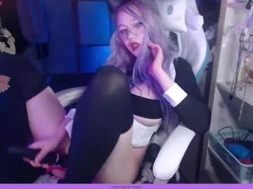 Girls: Stay up-to-date with the latest immersive cam streams gallery and try the most sensual entertainers flaunt their aroused bushes and steaming hot physiques as they lay bare and cum.