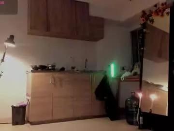 Girls: Stay up-to-date with the latest immersive cam streams gallery and try the most sensual entertainers flaunt their aroused bushes and steaming hot physiques as they lay bare and cum.