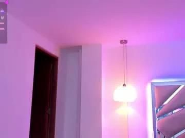 Girls: Stay up-to-date with the latest immersive cam streams gallery and try the most sensual entertainers flaunt their aroused bushes and steaming hot physiques as they lay bare and cum.