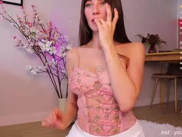 Girls: Stay up-to-date with the latest immersive cam streams gallery and try the most sensual entertainers flaunt their aroused bushes and steaming hot physiques as they lay bare and cum.