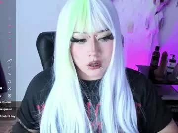 Girls: Stay up-to-date with the latest immersive cam streams gallery and try the most sensual entertainers flaunt their aroused bushes and steaming hot physiques as they lay bare and cum.
