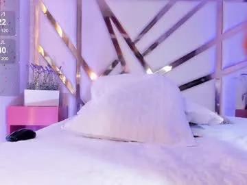 Girls: Stay up-to-date with the latest immersive cam streams gallery and try the most sensual entertainers flaunt their aroused bushes and steaming hot physiques as they lay bare and cum.