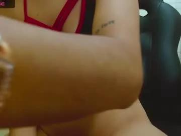 Girls: Stay up-to-date with the latest immersive cam streams gallery and try the most sensual entertainers flaunt their aroused bushes and steaming hot physiques as they lay bare and cum.