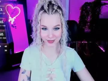 Girls: Stay up-to-date with the latest immersive cam streams gallery and try the most sensual entertainers flaunt their aroused bushes and steaming hot physiques as they lay bare and cum.