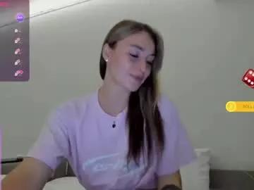 Girls: Stay up-to-date with the latest immersive cam streams gallery and try the most sensual entertainers flaunt their aroused bushes and steaming hot physiques as they lay bare and cum.