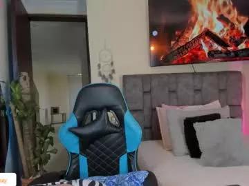 Girls: Stay up-to-date with the latest immersive cam streams gallery and try the most sensual entertainers flaunt their aroused bushes and steaming hot physiques as they lay bare and cum.