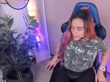 Girls: Stay up-to-date with the latest immersive cam streams gallery and try the most sensual entertainers flaunt their aroused bushes and steaming hot physiques as they lay bare and cum.