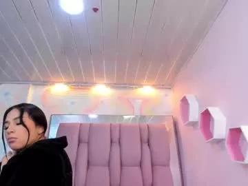 Girls: Stay up-to-date with the latest immersive cam streams gallery and try the most sensual entertainers flaunt their aroused bushes and steaming hot physiques as they lay bare and cum.