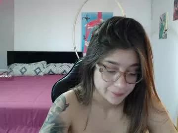 Girls: Stay up-to-date with the latest immersive cam streams gallery and try the most sensual entertainers flaunt their aroused bushes and steaming hot physiques as they lay bare and cum.