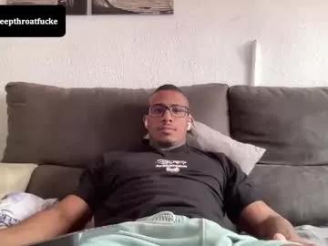 Release your inner kinks and check out real-life guys strippers as they go about their daily activities, from discussing and laying bare to silly moments on cam.