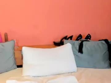 Girls: Stay up-to-date with the latest immersive cam streams gallery and try the most sensual entertainers flaunt their aroused bushes and steaming hot physiques as they lay bare and cum.