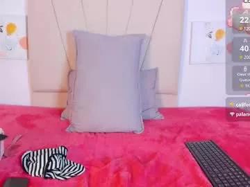 Girls: Stay up-to-date with the latest immersive cam streams gallery and try the most sensual entertainers flaunt their aroused bushes and steaming hot physiques as they lay bare and cum.