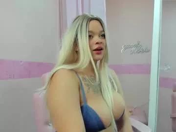 Girls: Stay up-to-date with the latest immersive cam streams gallery and try the most sensual entertainers flaunt their aroused bushes and steaming hot physiques as they lay bare and cum.