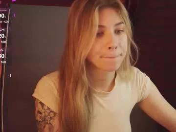 Girls: Stay up-to-date with the latest immersive cam streams gallery and try the most sensual entertainers flaunt their aroused bushes and steaming hot physiques as they lay bare and cum.