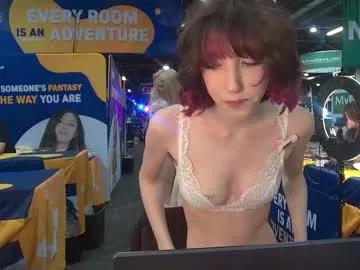 Girls: Stay up-to-date with the latest immersive cam streams gallery and try the most sensual entertainers flaunt their aroused bushes and steaming hot physiques as they lay bare and cum.