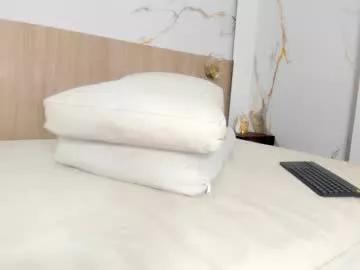 Girls: Stay up-to-date with the latest immersive cam streams gallery and try the most sensual entertainers flaunt their aroused bushes and steaming hot physiques as they lay bare and cum.