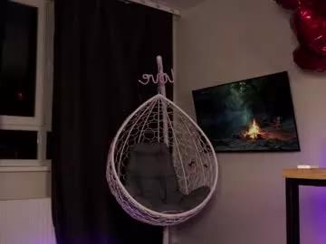 Girls: Stay up-to-date with the latest immersive cam streams gallery and try the most sensual entertainers flaunt their aroused bushes and steaming hot physiques as they lay bare and cum.