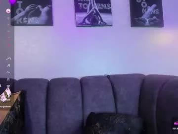 Girls: Stay up-to-date with the latest immersive cam streams gallery and try the most sensual entertainers flaunt their aroused bushes and steaming hot physiques as they lay bare and cum.