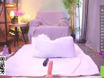 Girls: Stay up-to-date with the latest immersive cam streams gallery and try the most sensual entertainers flaunt their aroused bushes and steaming hot physiques as they lay bare and cum.