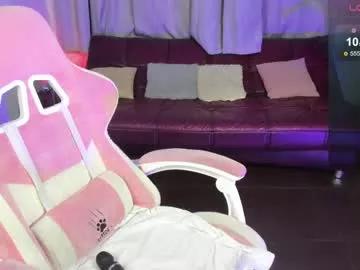 Girls: Stay up-to-date with the latest immersive cam streams gallery and try the most sensual entertainers flaunt their aroused bushes and steaming hot physiques as they lay bare and cum.
