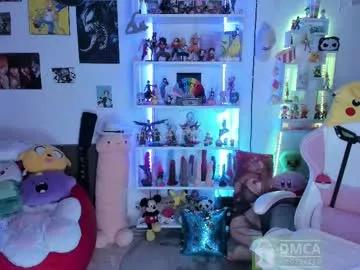 Girls: Stay up-to-date with the latest immersive cam streams gallery and try the most sensual entertainers flaunt their aroused bushes and steaming hot physiques as they lay bare and cum.