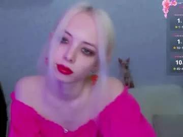 Get ready to be hypnotized by the wildness and skill of our blonde web cam broadcasters on our blonde page. We've got the hottest and most appetizing live performances for you to enjoy.