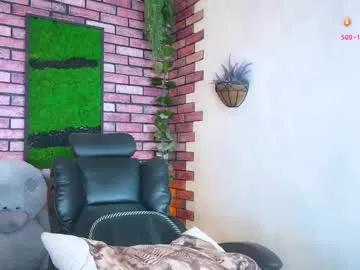 Girls: Stay up-to-date with the latest immersive cam streams gallery and try the most sensual entertainers flaunt their aroused bushes and steaming hot physiques as they lay bare and cum.