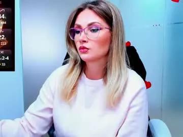 Girls: Stay up-to-date with the latest immersive cam streams gallery and try the most sensual entertainers flaunt their aroused bushes and steaming hot physiques as they lay bare and cum.