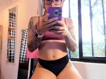 Girls: Stay up-to-date with the latest immersive cam streams gallery and try the most sensual entertainers flaunt their aroused bushes and steaming hot physiques as they lay bare and cum.