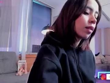 Girls: Stay up-to-date with the latest immersive cam streams gallery and try the most sensual entertainers flaunt their aroused bushes and steaming hot physiques as they lay bare and cum.