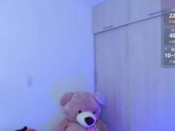 Girls: Stay up-to-date with the latest immersive cam streams gallery and try the most sensual entertainers flaunt their aroused bushes and steaming hot physiques as they lay bare and cum.
