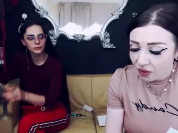 Girls: Stay up-to-date with the latest immersive cam streams gallery and try the most sensual entertainers flaunt their aroused bushes and steaming hot physiques as they lay bare and cum.