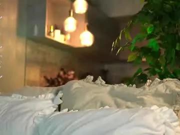 Girls: Stay up-to-date with the latest immersive cam streams gallery and try the most sensual entertainers flaunt their aroused bushes and steaming hot physiques as they lay bare and cum.