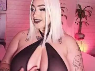 Girls: Stay up-to-date with the latest immersive cam streams gallery and try the most sensual entertainers flaunt their aroused bushes and steaming hot physiques as they lay bare and cum.