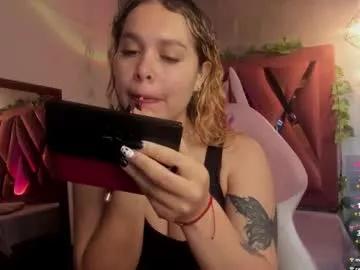 Girls: Stay up-to-date with the latest immersive cam streams gallery and try the most sensual entertainers flaunt their aroused bushes and steaming hot physiques as they lay bare and cum.