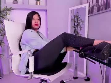 Check-out the ultimate mesmerizing adult live sex cam experience with our office page. With so many office models choose from, you're sure to find the best possible match for your wishes.