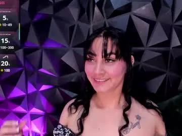Girls: Stay up-to-date with the latest immersive cam streams gallery and try the most sensual entertainers flaunt their aroused bushes and steaming hot physiques as they lay bare and cum.