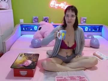 Girls: Stay up-to-date with the latest immersive cam streams gallery and try the most sensual entertainers flaunt their aroused bushes and steaming hot physiques as they lay bare and cum.