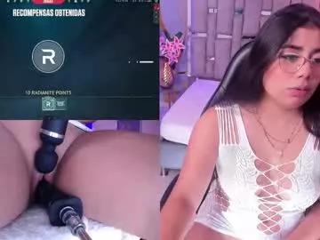 Girls: Stay up-to-date with the latest immersive cam streams gallery and try the most sensual entertainers flaunt their aroused bushes and steaming hot physiques as they lay bare and cum.