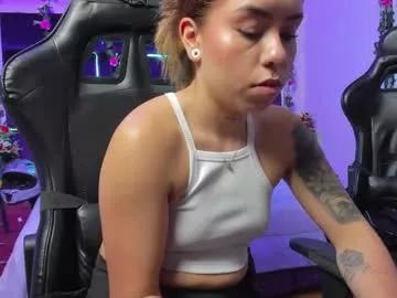 Girls: Stay up-to-date with the latest immersive cam streams gallery and try the most sensual entertainers flaunt their aroused bushes and steaming hot physiques as they lay bare and cum.