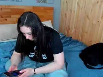 Girls: Stay up-to-date with the latest immersive cam streams gallery and try the most sensual entertainers flaunt their aroused bushes and steaming hot physiques as they lay bare and cum.