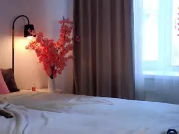 Girls: Stay up-to-date with the latest immersive cam streams gallery and try the most sensual entertainers flaunt their aroused bushes and steaming hot physiques as they lay bare and cum.