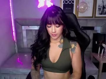 Girls: Stay up-to-date with the latest immersive cam streams gallery and try the most sensual entertainers flaunt their aroused bushes and steaming hot physiques as they lay bare and cum.