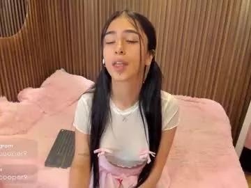 Girls: Stay up-to-date with the latest immersive cam streams gallery and try the most sensual entertainers flaunt their aroused bushes and steaming hot physiques as they lay bare and cum.