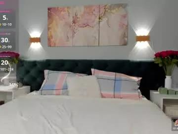 Girls: Stay up-to-date with the latest immersive cam streams gallery and try the most sensual entertainers flaunt their aroused bushes and steaming hot physiques as they lay bare and cum.
