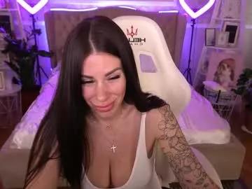 Girls: Stay up-to-date with the latest immersive cam streams gallery and try the most sensual entertainers flaunt their aroused bushes and steaming hot physiques as they lay bare and cum.