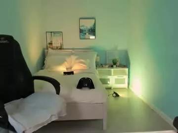 Girls: Stay up-to-date with the latest immersive cam streams gallery and try the most sensual entertainers flaunt their aroused bushes and steaming hot physiques as they lay bare and cum.